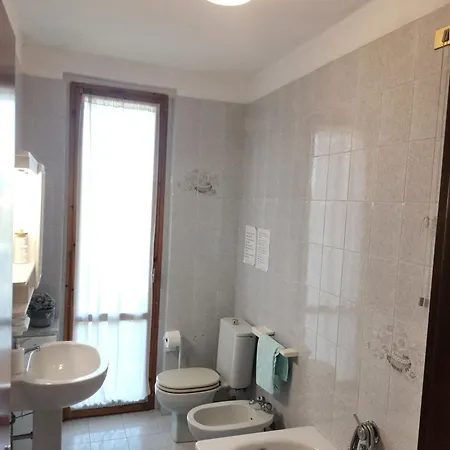 Con Giardino E Parcheggio A Due Passi Da Lucca Vakantiehuis *
